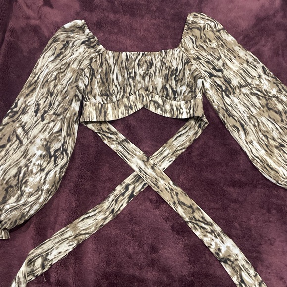 Crop top - Picture 4 of 4